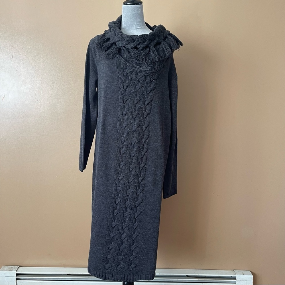 Roman’s long sleeve cow neck sweater dress size Large 18/20